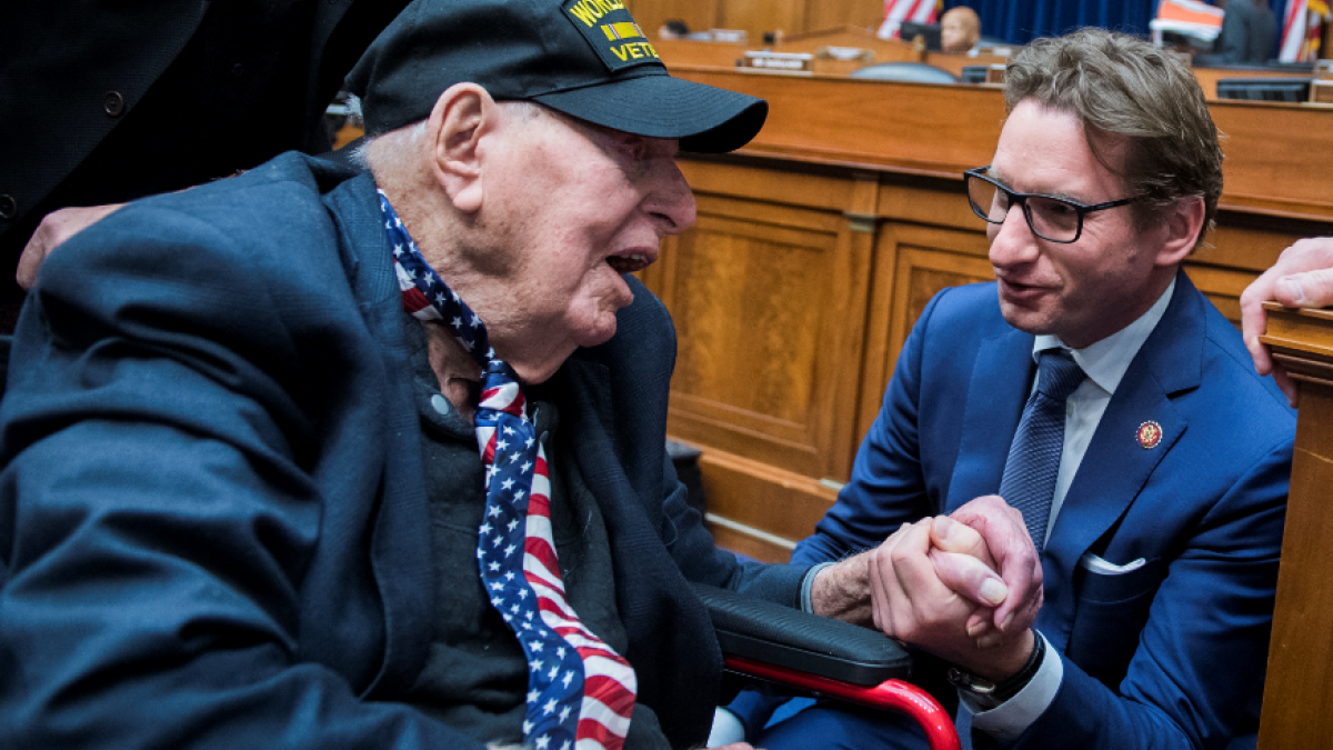 Gold Star Son, Phillips, greets Vietnam Veteran in Congress
